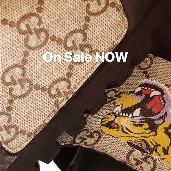 Men’s Sliders (SIZE 9) *MUST GO* - Picture 2 of 8